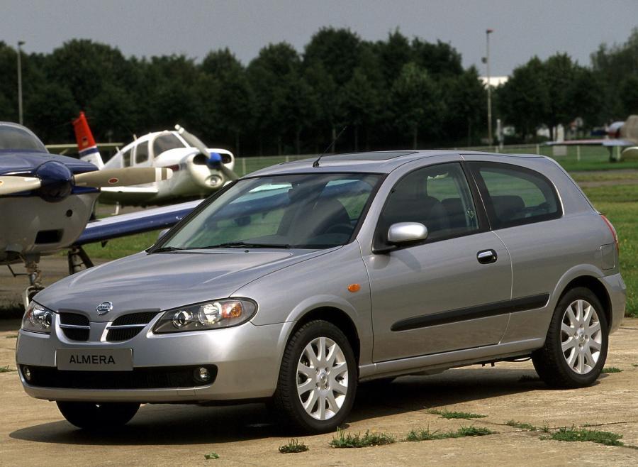 Nissan Almera 3-Door '2003